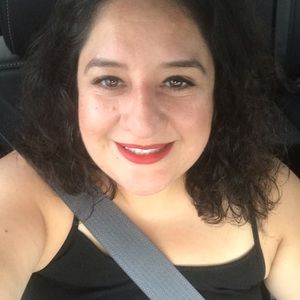 Meet your Posher, Gina